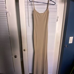 SKIMS FULL LENGTH DRESS SIZE MEDIUM